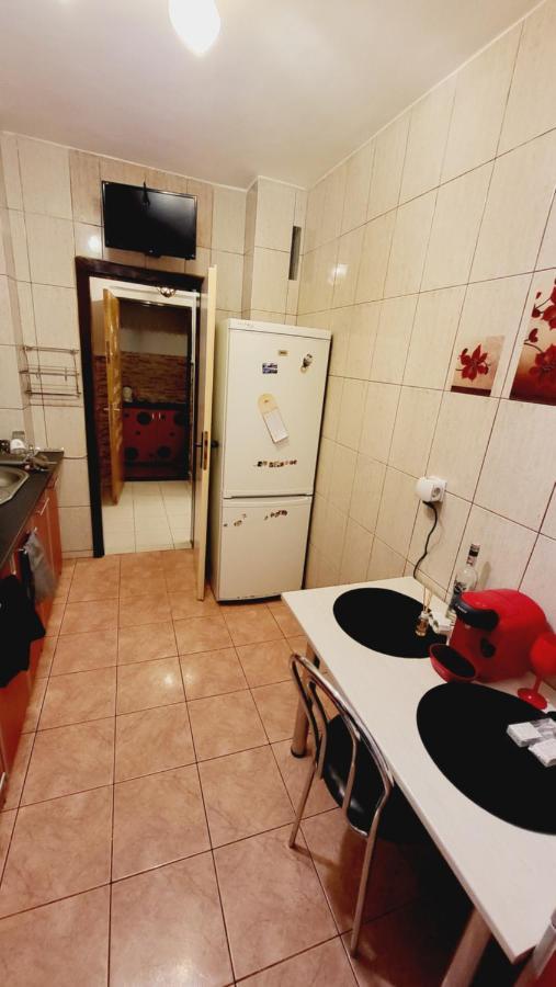 Two Bedroom Aparthotel With Garden View Boekarest Buitenkant foto
